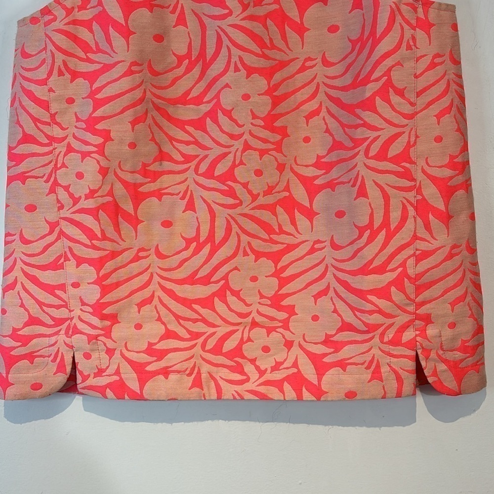 J. Crew Pink Plumeria Floral Jacquard Sleeveless Textured Top Size 4 - Picture 3 of 9